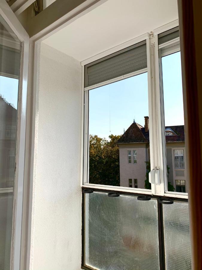 Cozy Apartment In The City Centre Next To Dom Square Szeged Kültér fotó