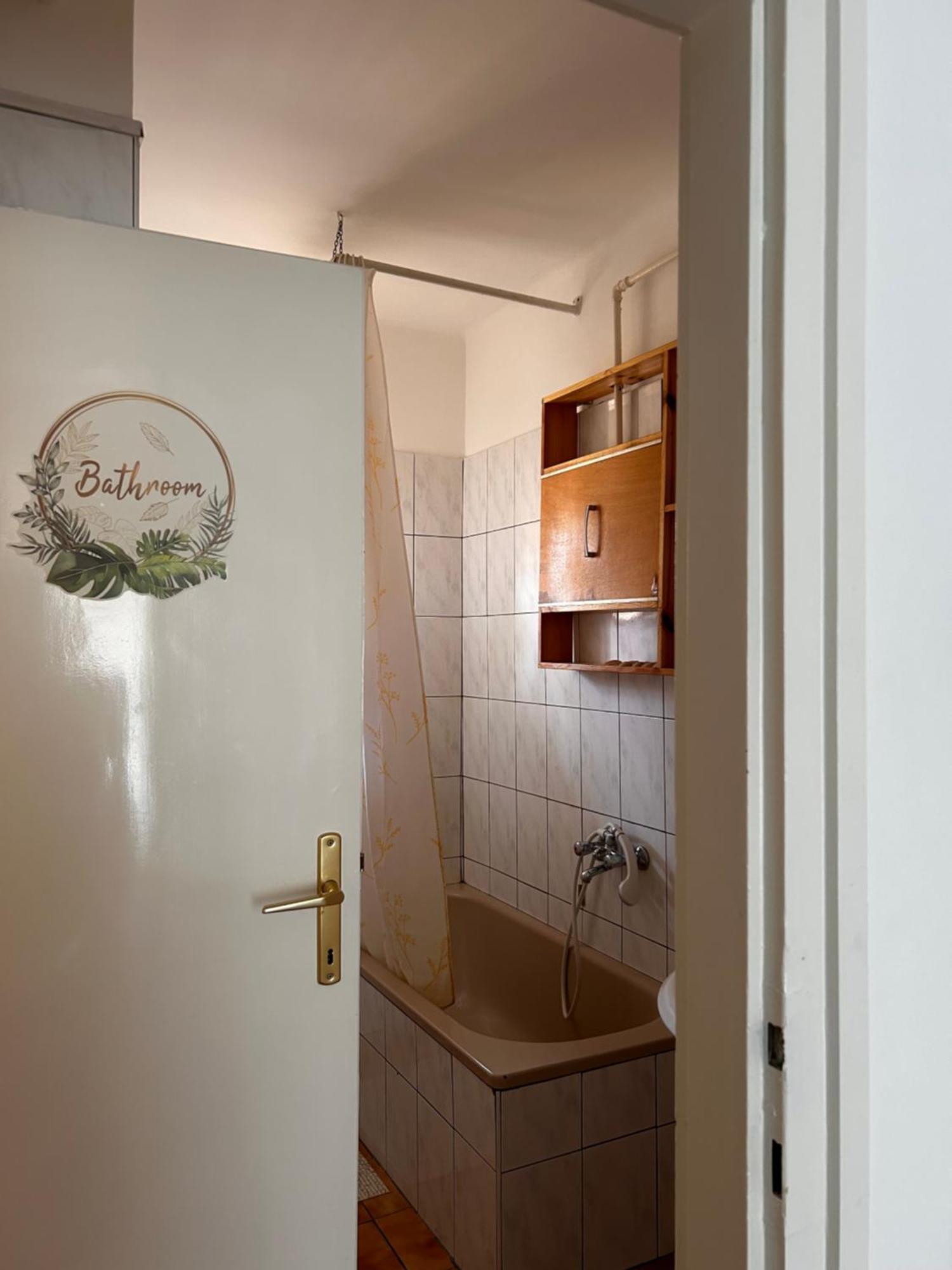 Cozy Apartment In The City Centre Next To Dom Square Szeged Kültér fotó